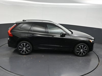2024 Volvo XC60 Plus Dark Theme