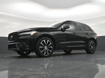 2024 Volvo XC60 Plus Dark Theme