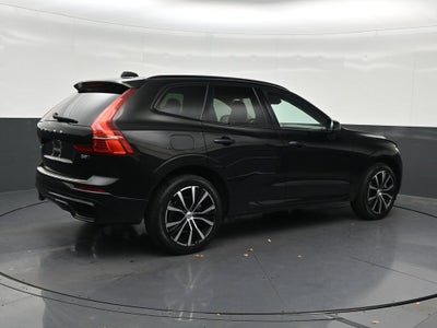 2024 Volvo XC60 Plus Dark Theme