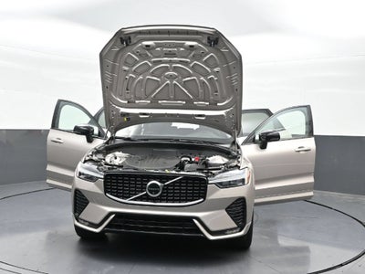 2024 Volvo XC60 B5 Plus Dark Theme