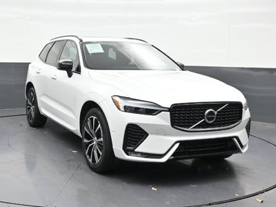 2024 Volvo XC60 Plus Dark Theme