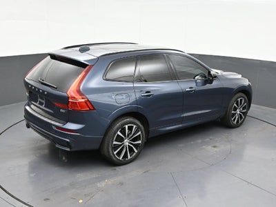 2024 Volvo XC60 Plus Dark Theme