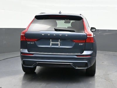 2024 Volvo XC60 Plus Dark Theme