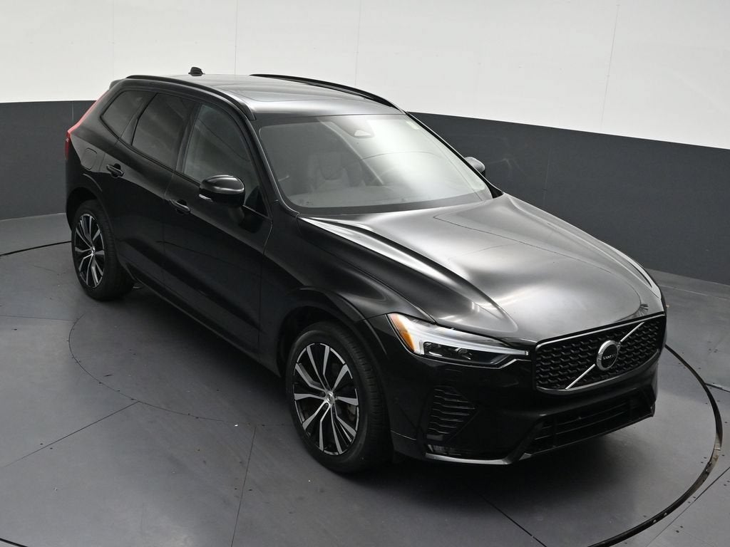 2024 Volvo XC60 B5 Plus Dark Theme