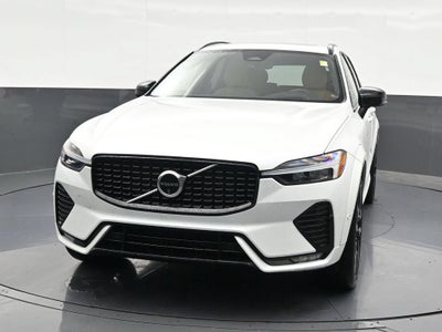 2024 Volvo XC60 B5 Ultimate Dark Theme
