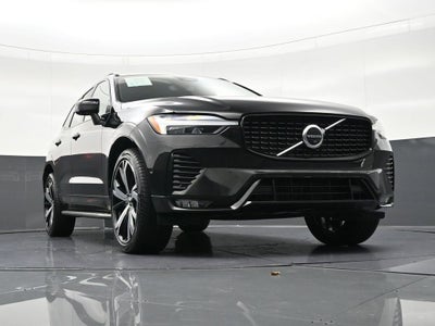 2022 Volvo XC60 R-Design