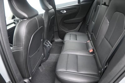 2024 Volvo XC40 B5 Plus Bright Theme