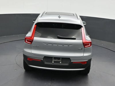 2024 Volvo XC40 B5 Plus Bright Theme