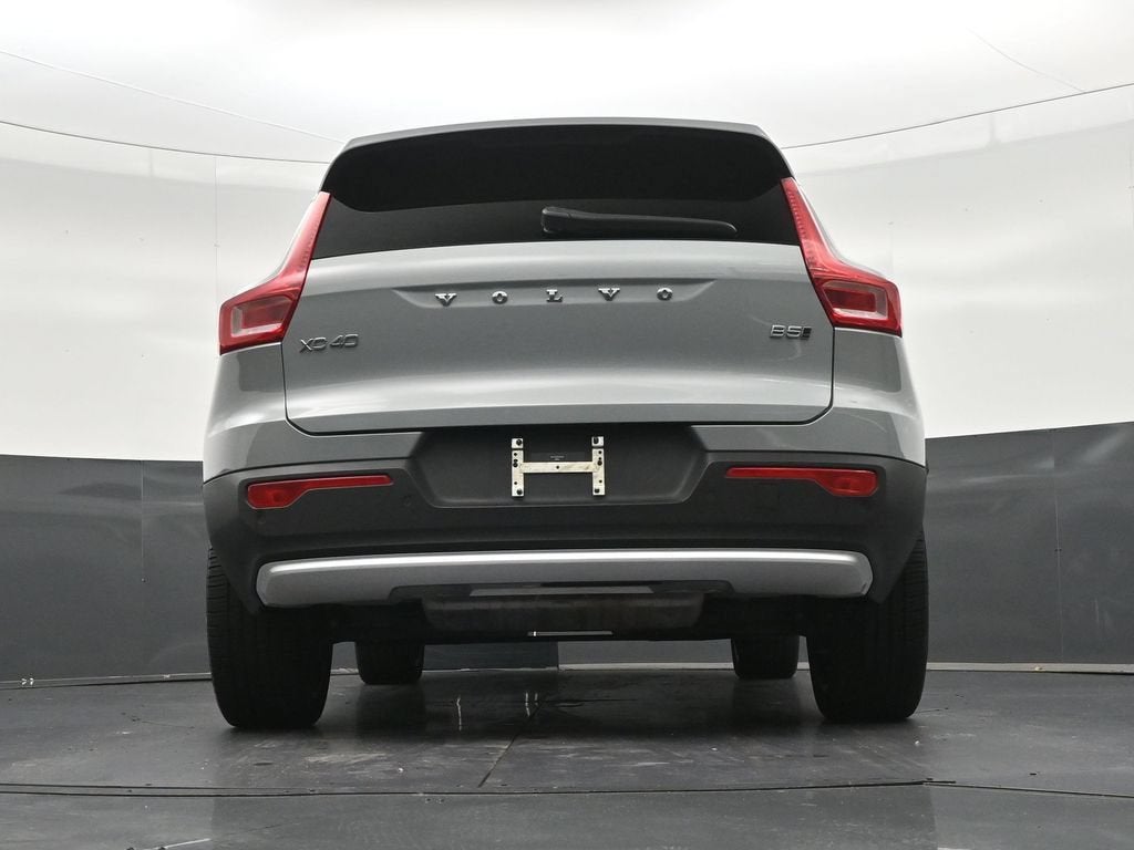 2024 Volvo XC40 B5 Plus Bright Theme