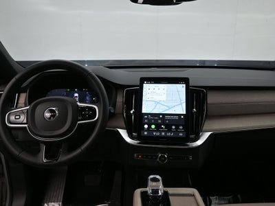 2025 Volvo XC90 Plus