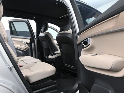 2025 Volvo XC90 Plus