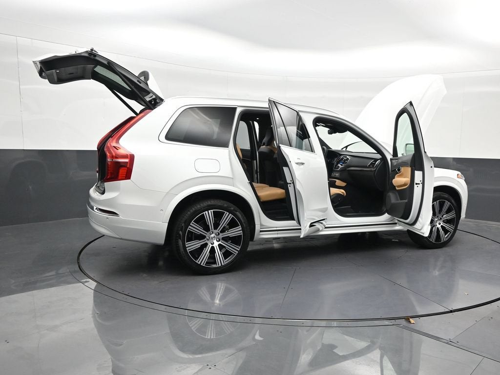 2025 Volvo XC90 B5 Ultra