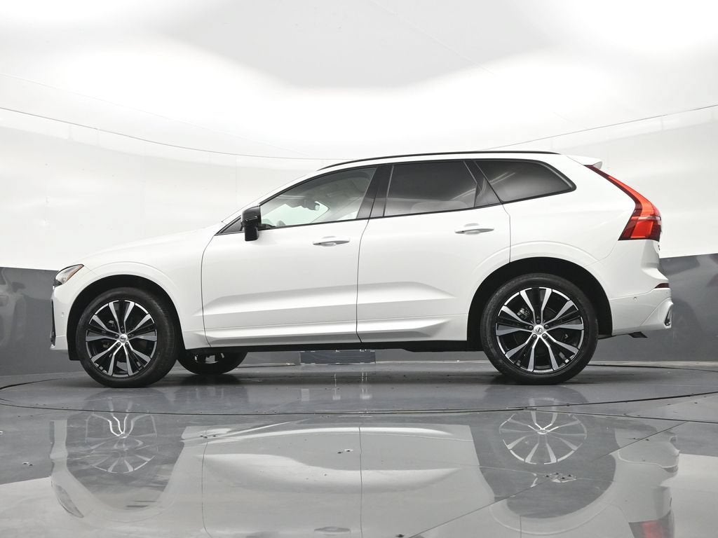 2025 Volvo XC60 Plus