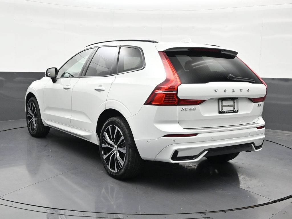 2025 Volvo XC60 Plus