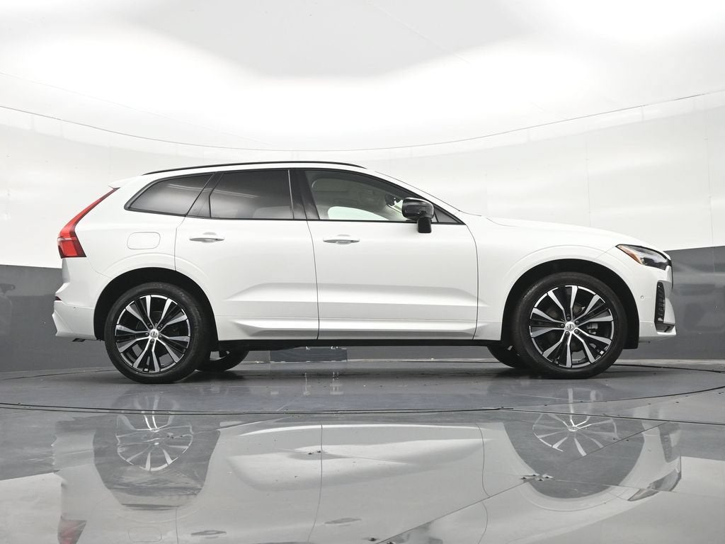 2025 Volvo XC60 Plus