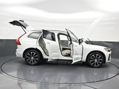 2025 Volvo XC60 Plus
