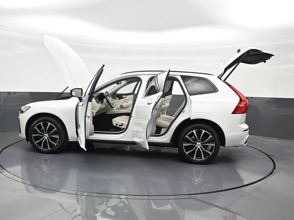 2025 Volvo XC60 Plus