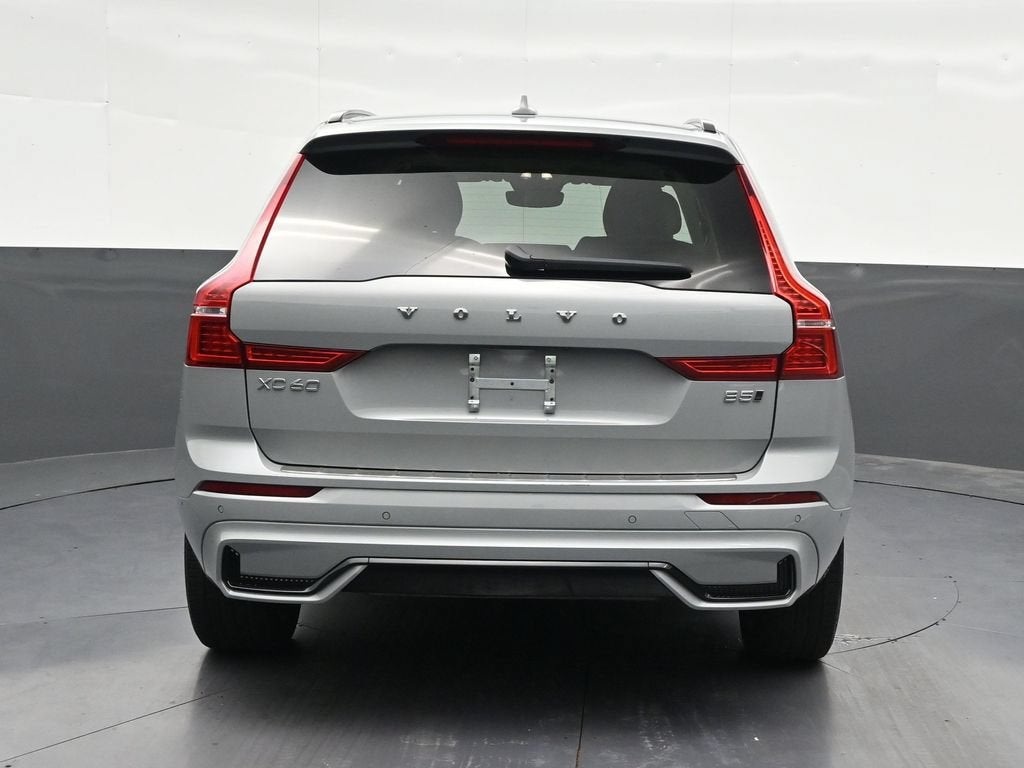 2025 Volvo XC60 B5 Plus