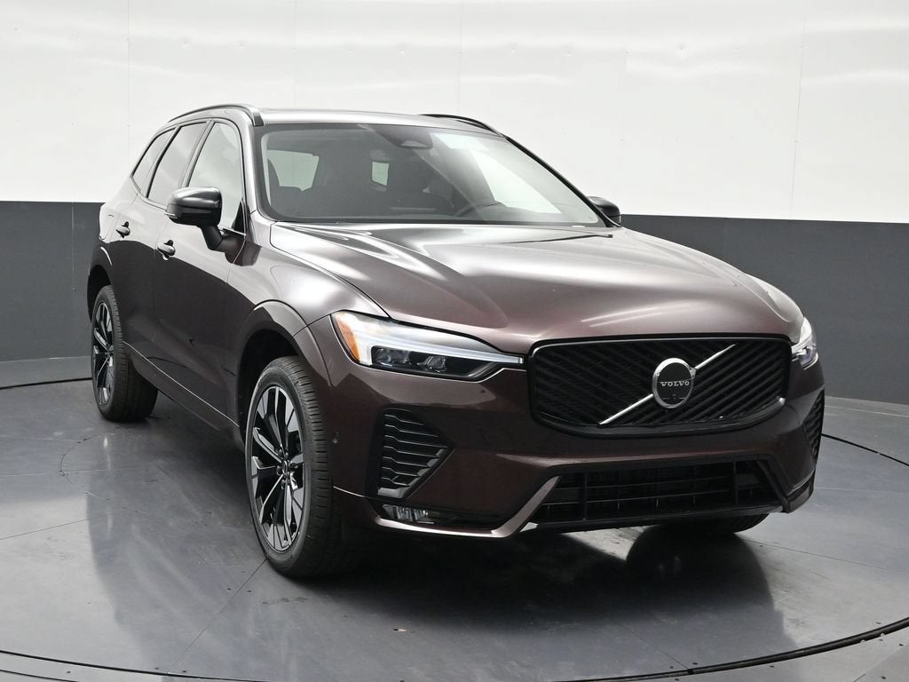 2026 Volvo XC60 B5 Plus