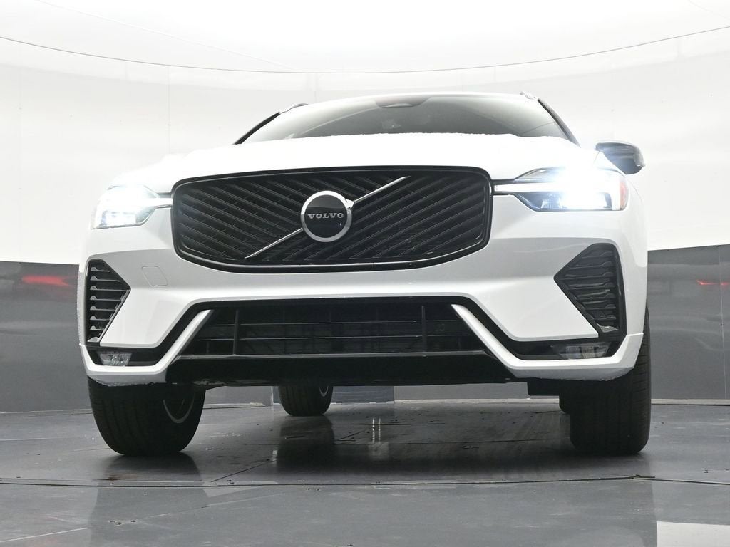 2026 Volvo XC60 B5 Core