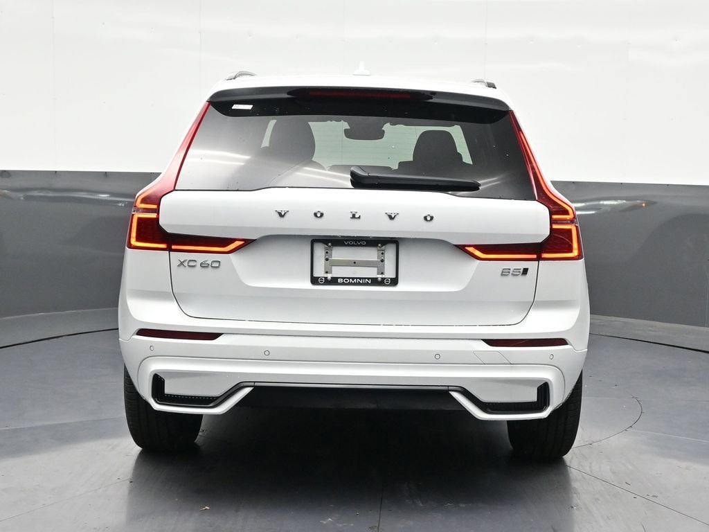 2026 Volvo XC60 B5 Core