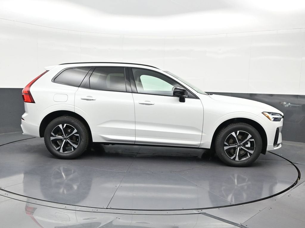 2026 Volvo XC60 B5 Core