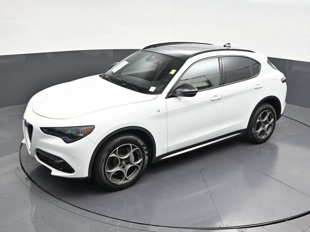 2024 Alfa Romeo Stelvio Ti