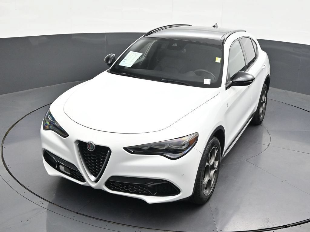 2024 Alfa Romeo Stelvio Ti