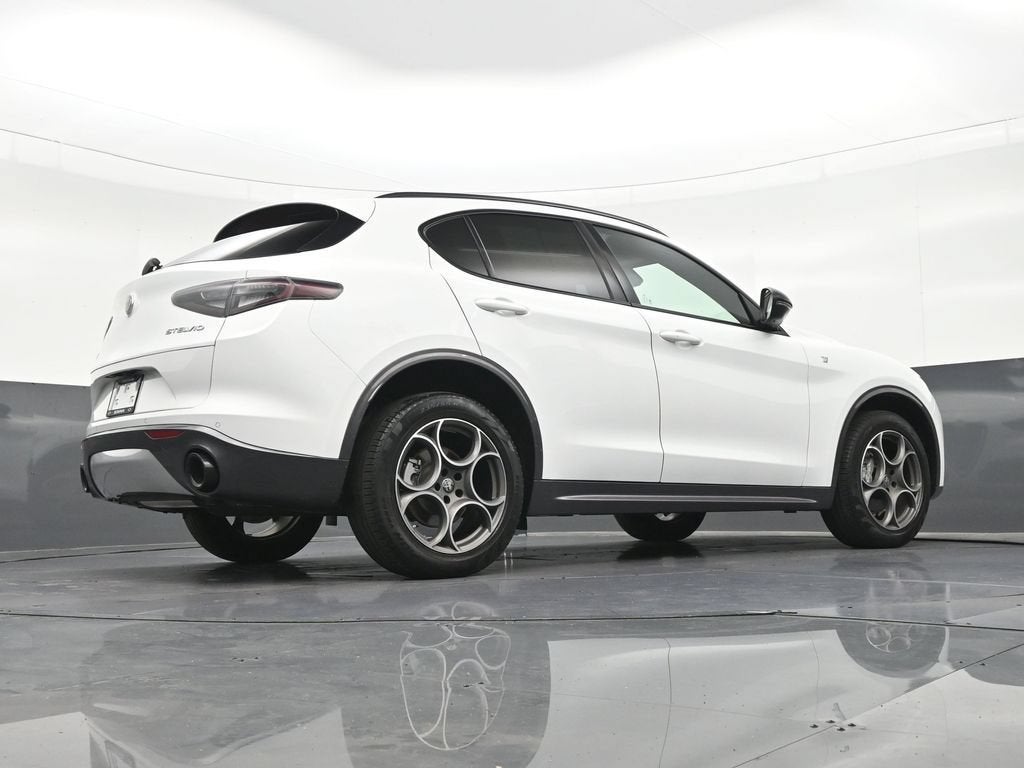 2024 Alfa Romeo Stelvio Ti
