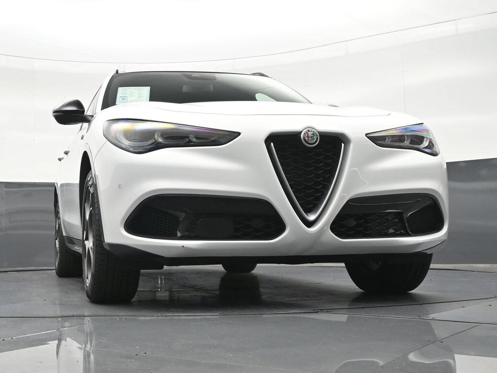 2024 Alfa Romeo Stelvio Ti
