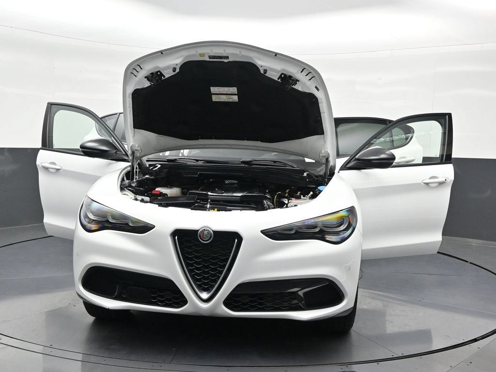 2024 Alfa Romeo Stelvio Ti