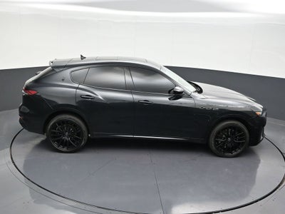 2022 Maserati Levante Modena