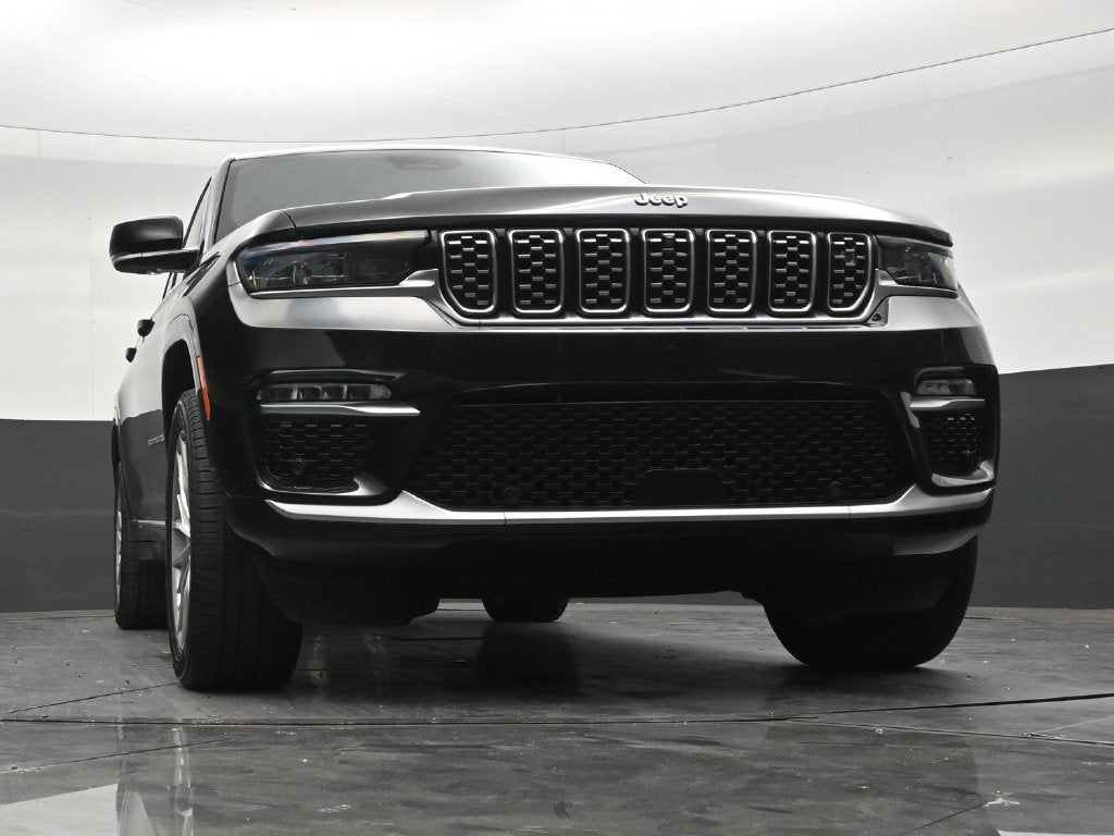 2023 Jeep Grand Cherokee Summit