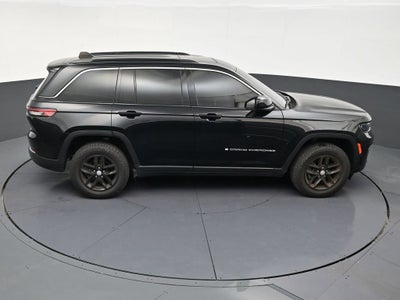 2024 Jeep Grand Cherokee Laredo X 4x4