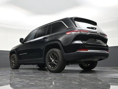 2024 Jeep Grand Cherokee Laredo X 4x4