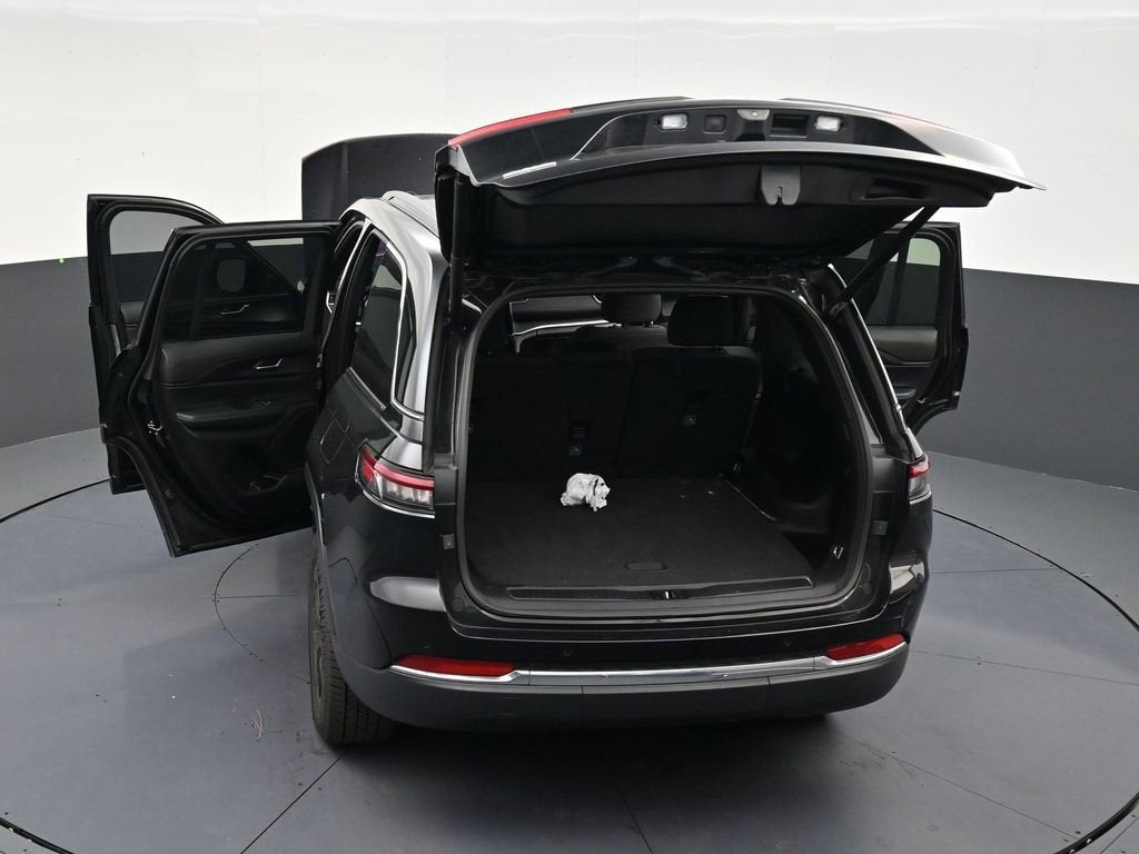 2024 Jeep Grand Cherokee Laredo X 4x4