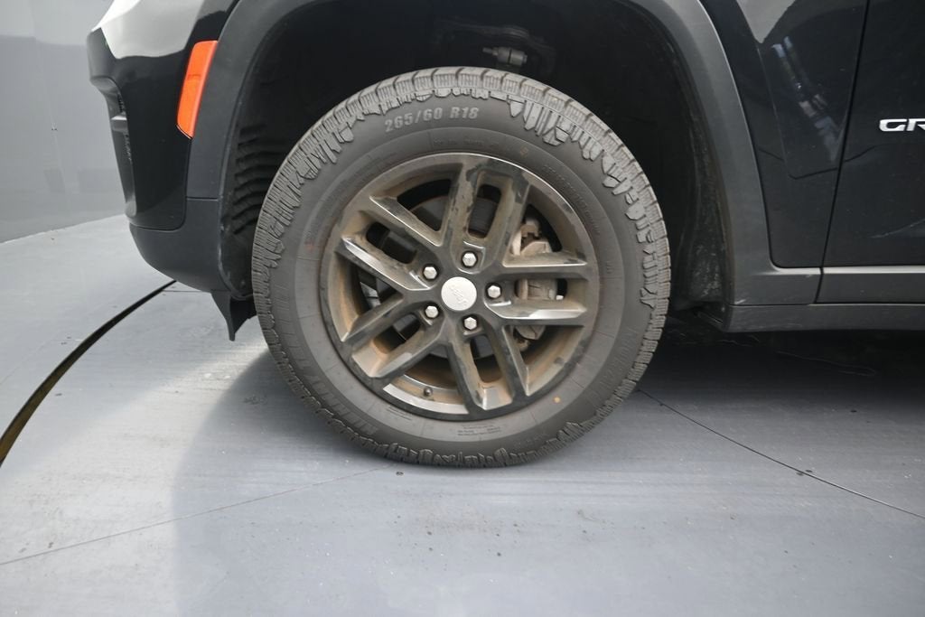 2024 Jeep Grand Cherokee Laredo X 4x4