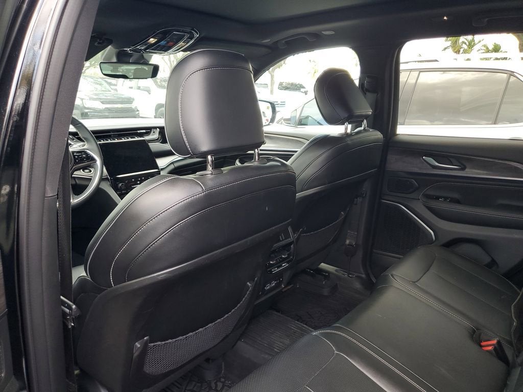 2023 Jeep Grand Cherokee Overland