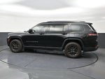 2023 Jeep Grand Cherokee L Laredo 4x4