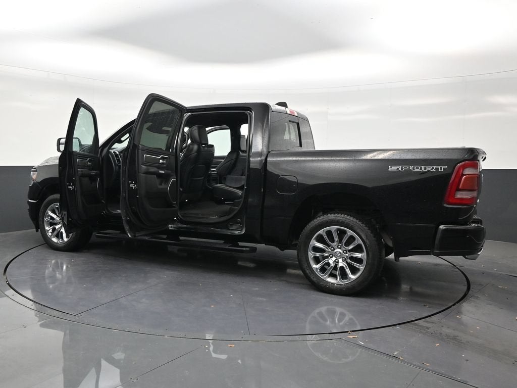 2023 RAM 1500 Laramie Crew Cab 4x2 5'7" Box