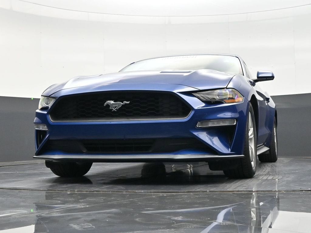 2022 Ford Mustang EcoBoost