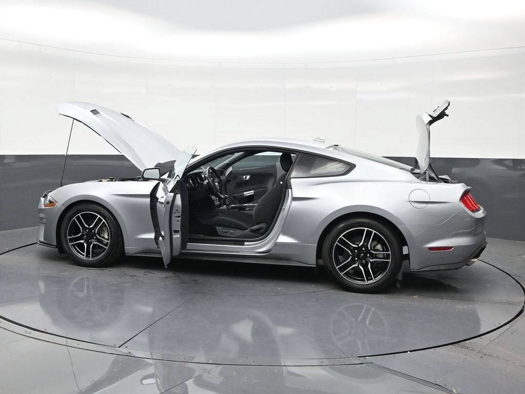 2022 Ford Mustang EcoBoost Fastback