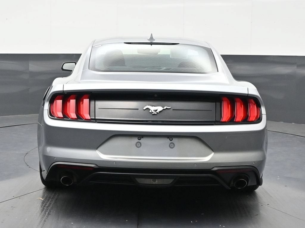 2022 Ford Mustang EcoBoost Fastback