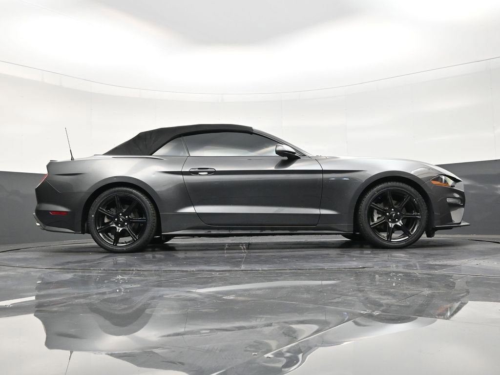 2020 Ford Mustang EcoBoost