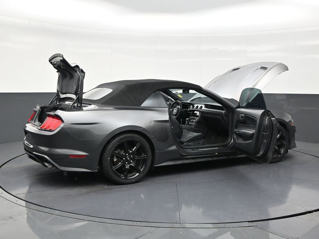 2020 Ford Mustang EcoBoost