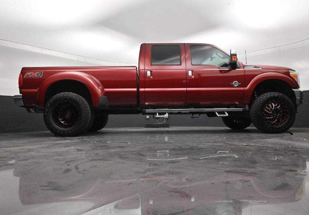 2015 Ford Super Duty F-350 DRW Lariat