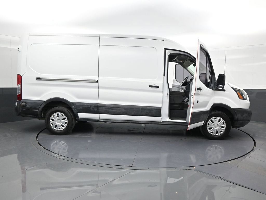 2019 Ford Transit Van T-250 MD RF GVWR