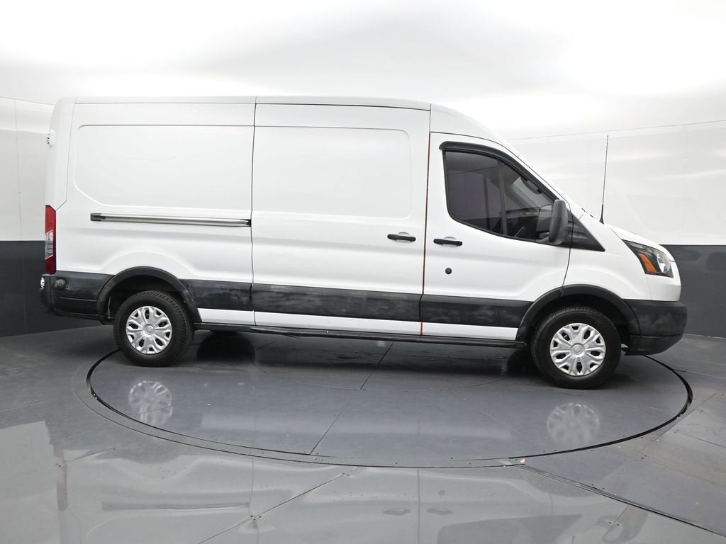 2019 Ford Transit Van T-250 MD RF GVWR