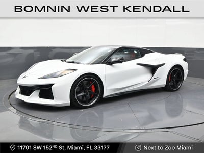 2025 Chevrolet Corvette E-Ray 1LZ