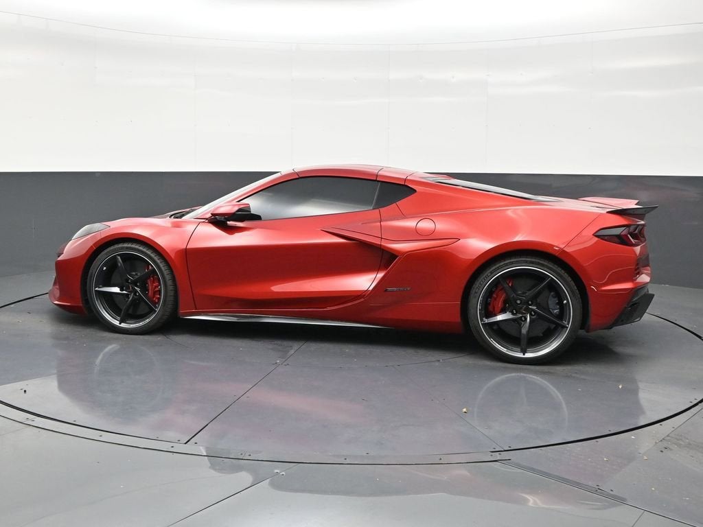 2025 Chevrolet Corvette E-Ray 2LZ